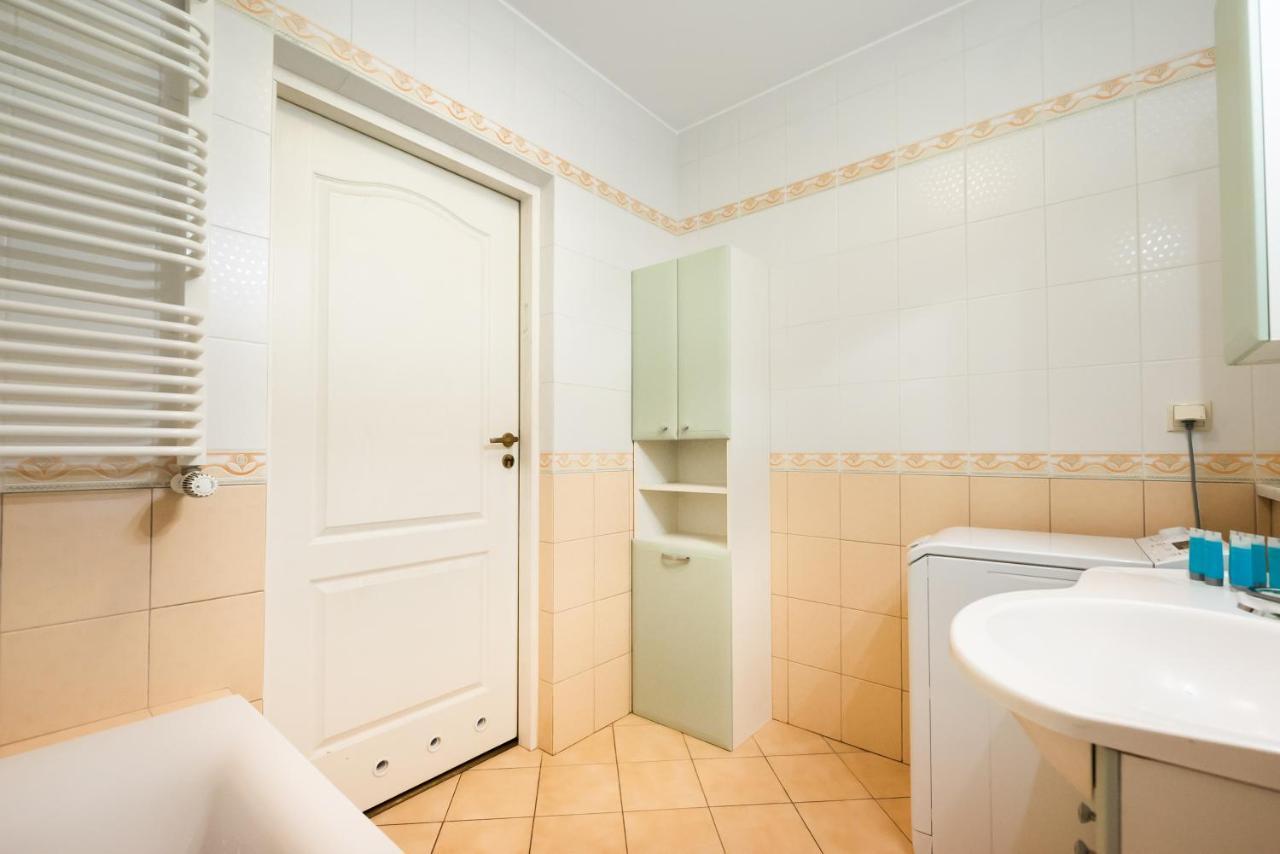 Ken 54 2-Bedroom Apartment Warsaw Ngoại thất bức ảnh